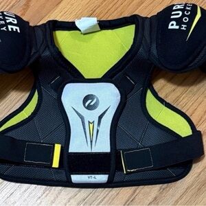 Youth Pure Hockey Shoulder Pad EUC